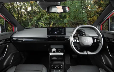  Mg MG4 Trophy Long Range 130kW 64 kWh Auto Thumbnail #5