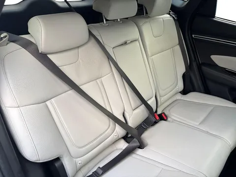 KF72VEY Hyundai Tucson 1.6 TGDi Plug-in Hybrid Ultimate 5dr 4WD Auto Thumbnail #10