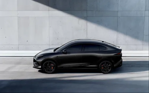  Mg Im6 MG IM6 100 Launch Edition Thumbnail #2