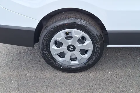 DL75WDF Renault Trafic LL30 Blue dCi 130 Advance [Safety] Van Thumbnail #7