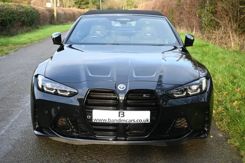 YGZ3040 BMW M4 M4 xDrive Competition M 2dr Step Auto Thumbnail #2