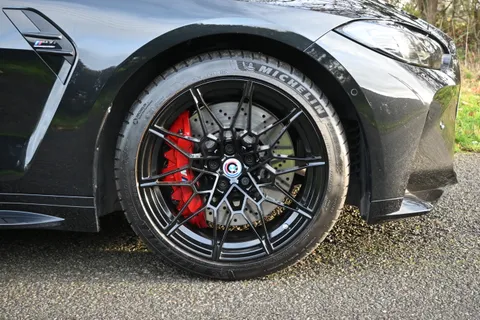 YGZ3040 BMW M4 M4 xDrive Competition M 2dr Step Auto Thumbnail #5