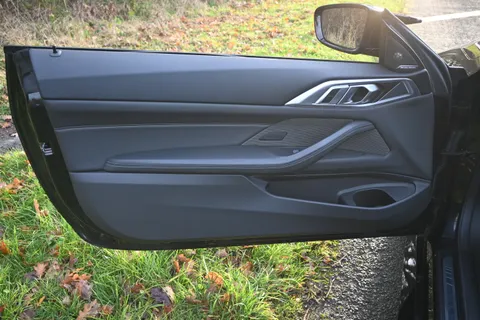 YGZ3040 BMW M4 M4 xDrive Competition M 2dr Step Auto Thumbnail #24