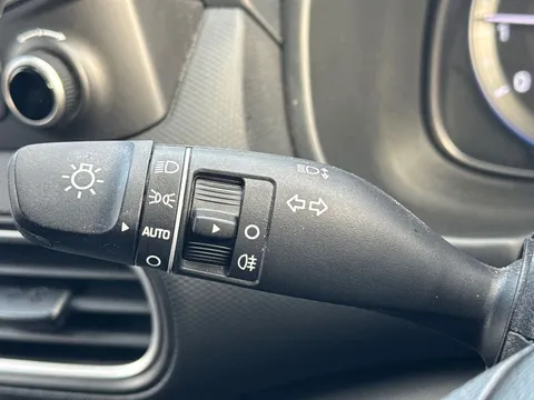 21 of 32 for Hyundai Kona 1.0T GDi Play Edition 5dr