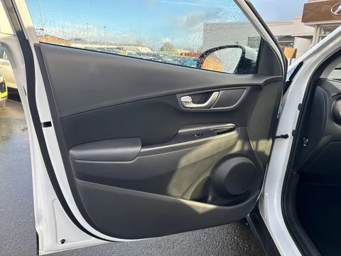 31 of 32 for Hyundai Kona 1.0T GDi Play Edition 5dr