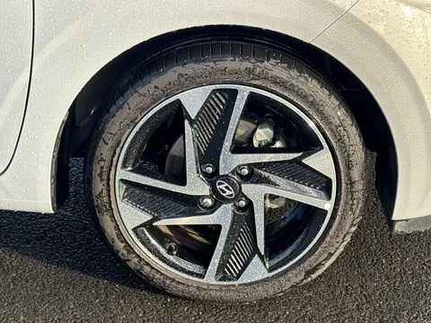 DP25OGC Hyundai i10 1.0 [63] Premium 5dr [Nav] Thumbnail #5