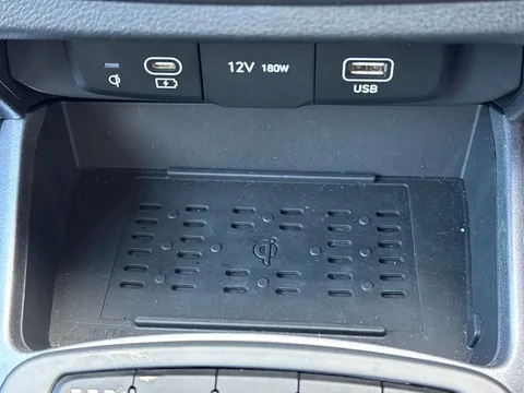 DP25OGC Hyundai i10 1.0 [63] Premium 5dr [Nav] Thumbnail #18