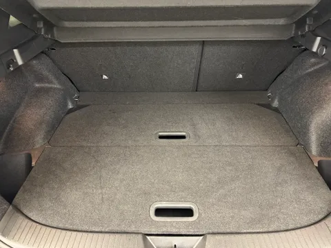 YF72ULO Nissan Qashqai 1.5 E-Power N-Connecta 5dr Auto Thumbnail #13