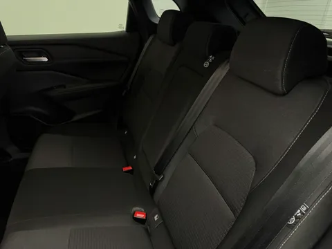 YF72ULO Nissan Qashqai 1.5 E-Power N-Connecta 5dr Auto Thumbnail #14