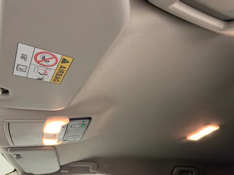 YF72ULO Nissan Qashqai 1.5 E-Power N-Connecta 5dr Auto Thumbnail #17