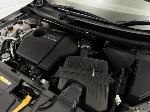 YF72ULO Nissan Qashqai 1.5 E-Power N-Connecta 5dr Auto Thumbnail #29