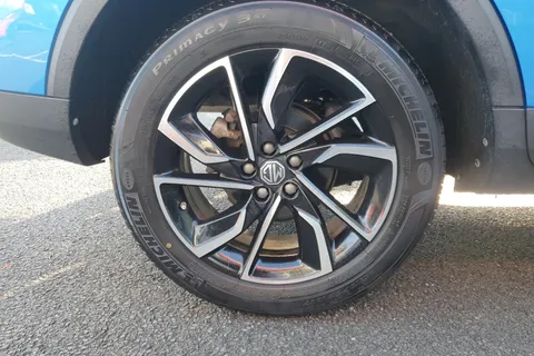 MF72UXR Mg Motor Uk Zs 1.5 VTi-TECH Exclusive 5dr Thumbnail #5