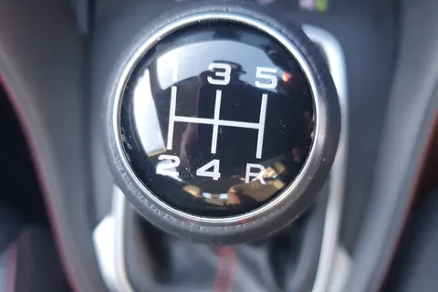 MF72UXR Mg Motor Uk Zs 1.5 VTi-TECH Exclusive 5dr Thumbnail #14