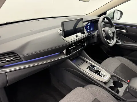 DT74UBJ Nissan Qashqai 1.5 E-Power N-Connecta 5dr Auto Thumbnail #15