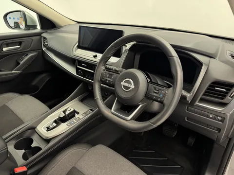 DT74UBJ Nissan Qashqai 1.5 E-Power N-Connecta 5dr Auto Thumbnail #22