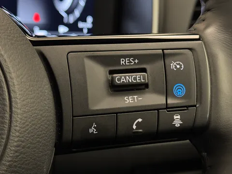 DT74UBJ Nissan Qashqai 1.5 E-Power N-Connecta 5dr Auto Thumbnail #24