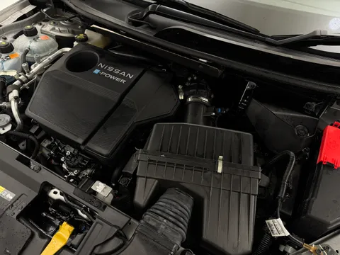 DT74UBJ Nissan Qashqai 1.5 E-Power N-Connecta 5dr Auto Thumbnail #30