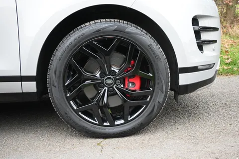 KY72EHO Land Rover Range Rover Evoque 1.5 P300e R-Dynamic SE 5dr Auto Thumbnail #4