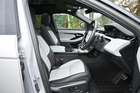 KY72EHO Land Rover Range Rover Evoque 1.5 P300e R-Dynamic SE 5dr Auto Thumbnail #19
