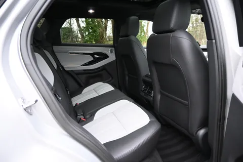KY72EHO Land Rover Range Rover Evoque 1.5 P300e R-Dynamic SE 5dr Auto Thumbnail #26
