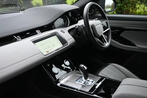 KY72EHO Land Rover Range Rover Evoque 1.5 P300e R-Dynamic SE 5dr Auto Thumbnail #31