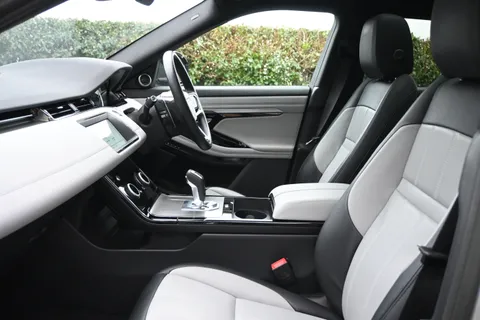 KY72EHO Land Rover Range Rover Evoque 1.5 P300e R-Dynamic SE 5dr Auto Thumbnail #32