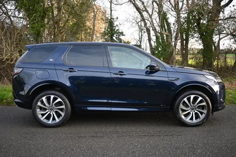 LD70UTT Land Rover Discovery Sport 2.0 D180 R-Dynamic SE 5dr Auto Thumbnail #3