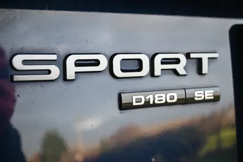 LD70UTT Land Rover Discovery Sport 2.0 D180 R-Dynamic SE 5dr Auto Thumbnail #9