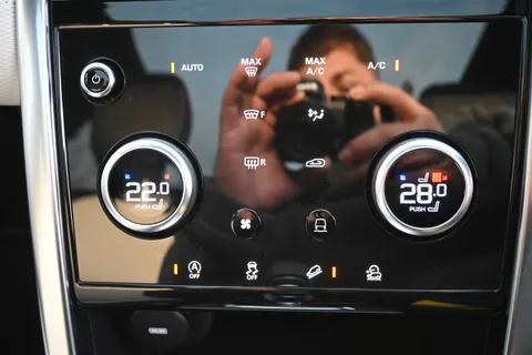 LD70UTT Land Rover Discovery Sport 2.0 D180 R-Dynamic SE 5dr Auto Thumbnail #20