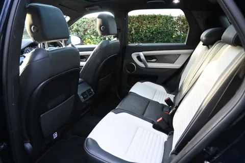 LD70UTT Land Rover Discovery Sport 2.0 D180 R-Dynamic SE 5dr Auto Thumbnail #30