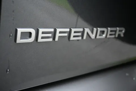 HN25ABK Land Rover Defender 3.0 D250 Hard Top X-Dynamic SE Auto Thumbnail #14