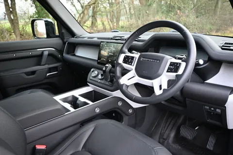 HN25ABK Land Rover Defender 3.0 D250 Hard Top X-Dynamic SE Auto Thumbnail #18