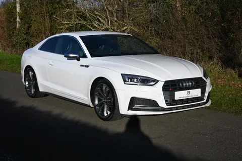 MX18ZTE Audi A5 S5 Quattro 2dr Tiptronic Thumbnail #3