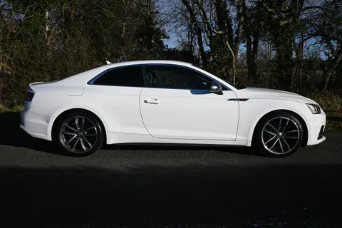 MX18ZTE Audi A5 S5 Quattro 2dr Tiptronic Thumbnail #6