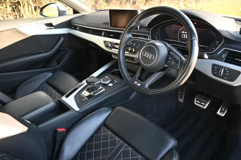 MX18ZTE Audi A5 S5 Quattro 2dr Tiptronic Thumbnail #22