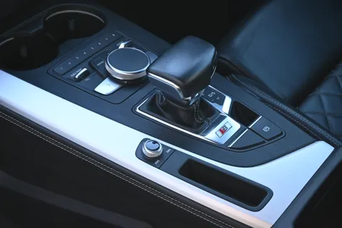 MX18ZTE Audi A5 S5 Quattro 2dr Tiptronic Thumbnail #31