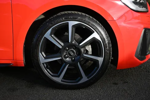 DX23XKL Audi A1 30 TFSI 110 Black Edition 5dr Thumbnail #10