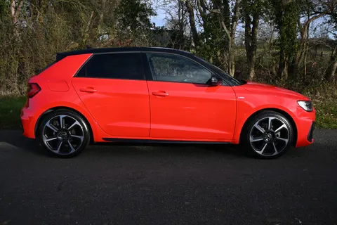 DX23XKL Audi A1 30 TFSI 110 Black Edition 5dr Thumbnail #4