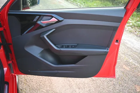 DX23XKL Audi A1 30 TFSI 110 Black Edition 5dr Thumbnail #22