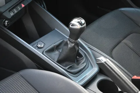 DX23XKL Audi A1 30 TFSI 110 Black Edition 5dr Thumbnail #29