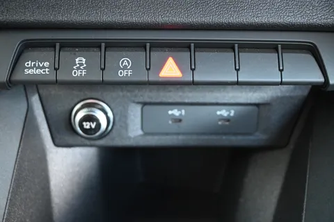 DX23XKL Audi A1 30 TFSI 110 Black Edition 5dr Thumbnail #34