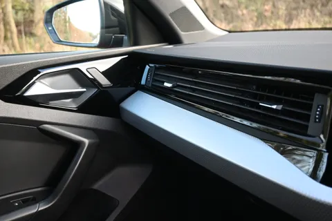 DX23XKL Audi A1 30 TFSI 110 Black Edition 5dr Thumbnail #36