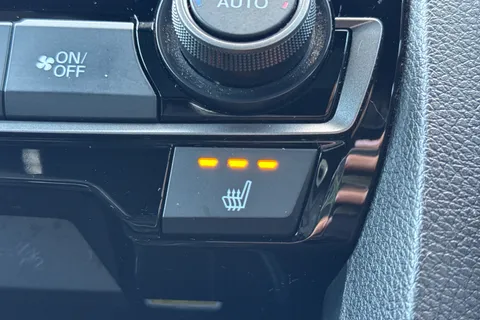 14 of 36 for Honda Civic 1.5 VTEC Turbo Prestige 5dr CVT