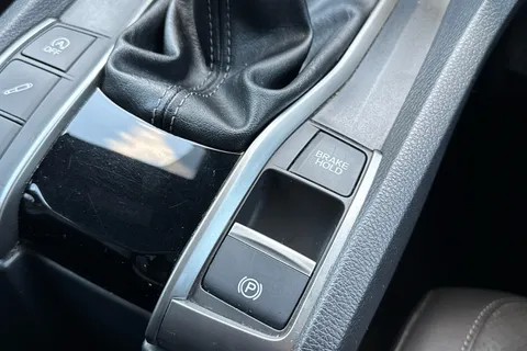 16 of 36 for Honda Civic 1.5 VTEC Turbo Prestige 5dr CVT