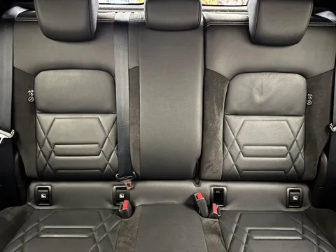 OW74VSN Nissan Juke 1.6 Hybrid Tekna+ 5dr Auto Thumbnail #11