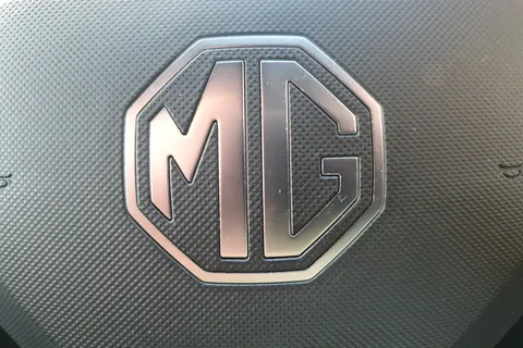 LG72OXV Mg Motor Uk Mg4 125kW SE EV 51kWh 5dr Auto Thumbnail #14