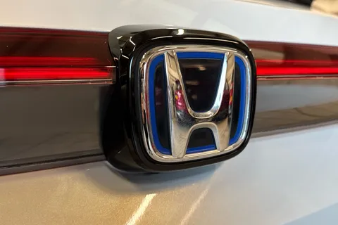 MV73UKK Honda Hr-V 1.5 eHEV Elegance 5dr CVT Thumbnail #16