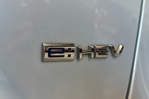 MV73UKK Honda Hr-V 1.5 eHEV Elegance 5dr CVT Thumbnail #17