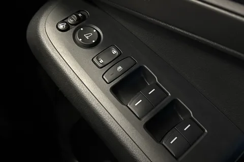 MV73UKK Honda Hr-V 1.5 eHEV Elegance 5dr CVT Thumbnail #23