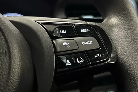 MV73UKK Honda Hr-V 1.5 eHEV Elegance 5dr CVT Thumbnail #33